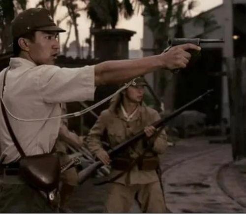 枪 日本电影,揭秘二战时期的战地风云