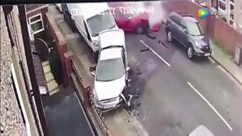 偷穿丝袜睡觉的男人图片,揭秘偷穿丝袜睡觉男人的秘密生活