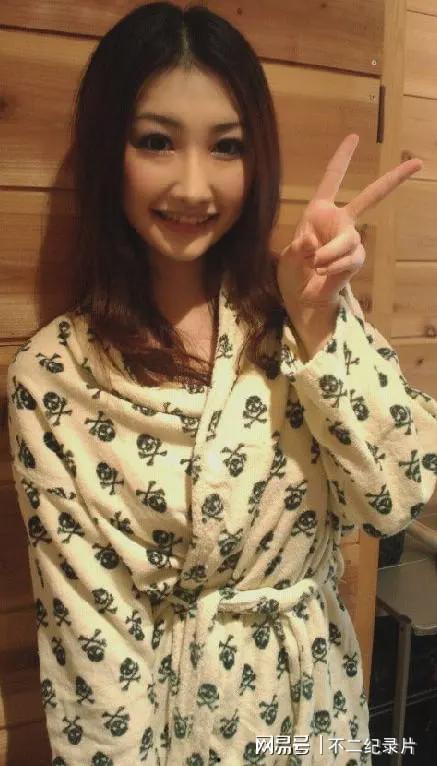 岛国黑人无码,无码展现原始魅力