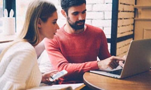 约老公经常出差的女领导,职场女性的坚韧与智慧